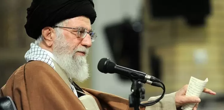 قائد الثورة والجمهورية الإسلامية في إيران السيد علي خامنئي