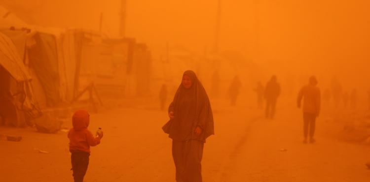 عاصفة رملية تضرب فلسطين المحتلة 4.jpg