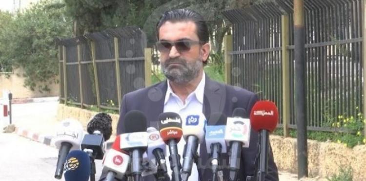 كمال الشخرة