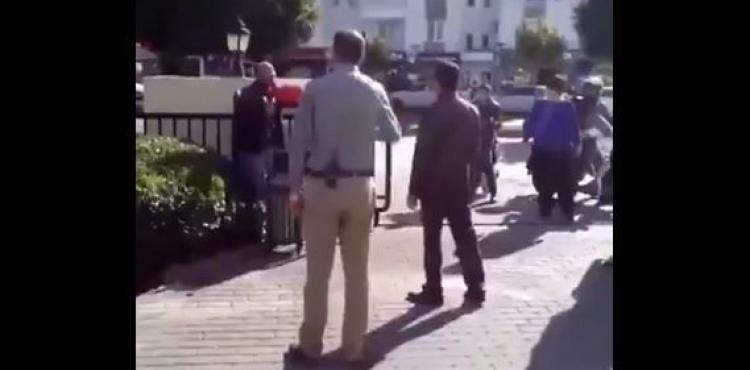 فيديو رجل تركي يشعل النار في جسده.JPG
