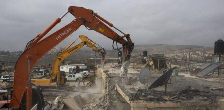 الاحتلال يهدم منزلين جنوب القدس