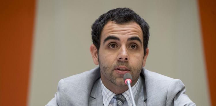 عمر شاكر