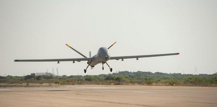 طائرات بدون طيار