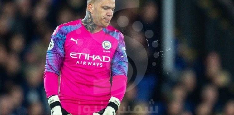 حارس مرمى مانشستر سيتي إيدرسون.jpg