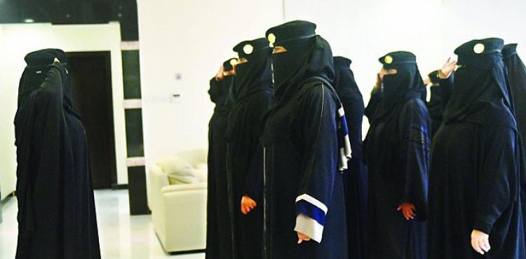 تجنيد-النساء-في-السعودية.jpg