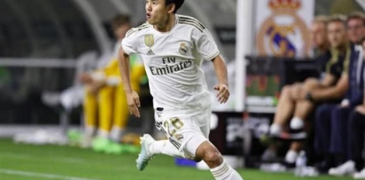 اللاعب الياباني تاكيفوسا كوبو