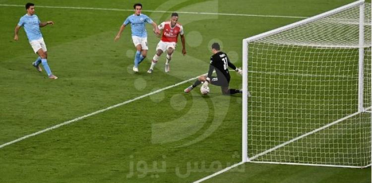 أرسنال والسيتي.JPG