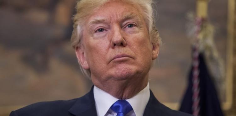 ترامب قبل العزل.jpg