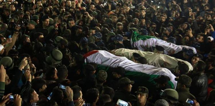 جانب من مراسم استقبال جثامين الشهداء 