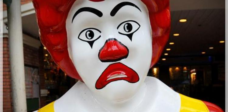 صورة تهكمية عن شخصية سلسلة مطاعم "ماكدونالدز"