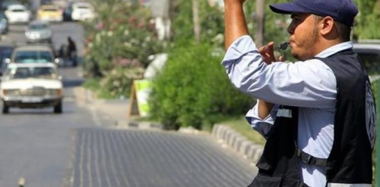 شرطي مرور بغزة