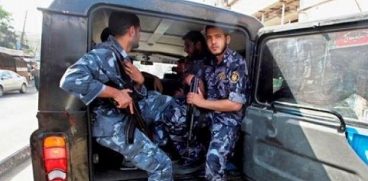عناصر شرطة في نابلس