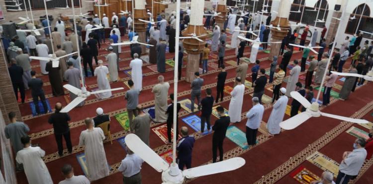 صلاة الفجر مساجد ‫(160872951)‬ ‫‬.jpg