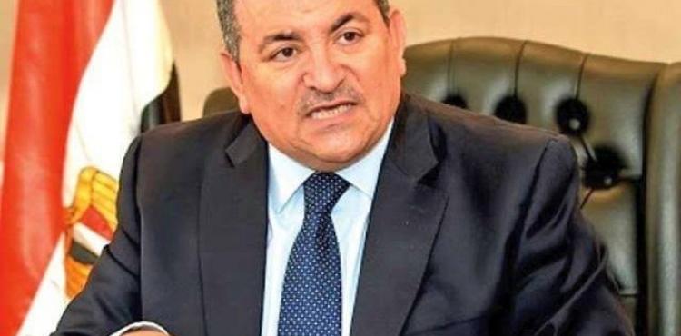 اقالة وزير الاعلام المصري