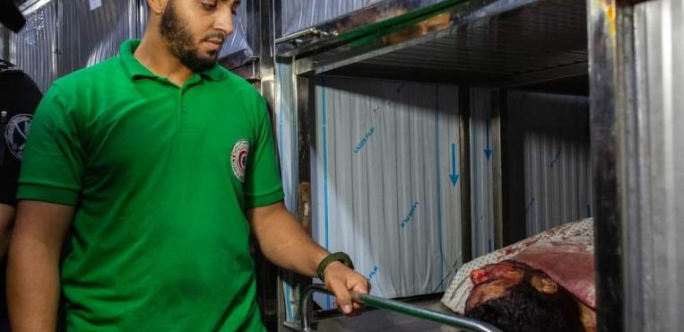 غزة تودع خمسة شهداء بانفجار قرب السياج الفاصل شرق غزة