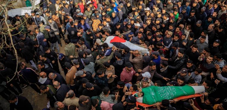 تشييع جماهيري حاشد للشهيدين إبراهيم الزعانين وأحمد سويلم في قطاع غزة