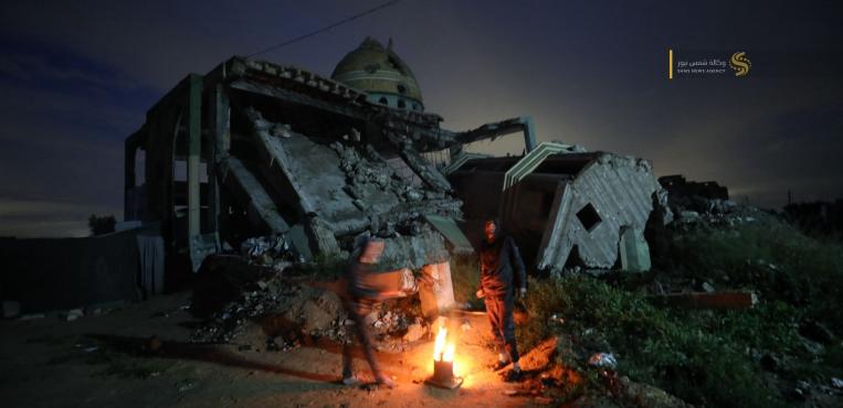 المنخفض الجوي يفاقم معاناة النازحين في خيام قطاع غزة