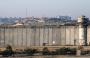 جدران اسمنتية على حدود غزة.jpg