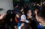 المسافرون الفلسطينيون العائدون إلى قطاع غزة.