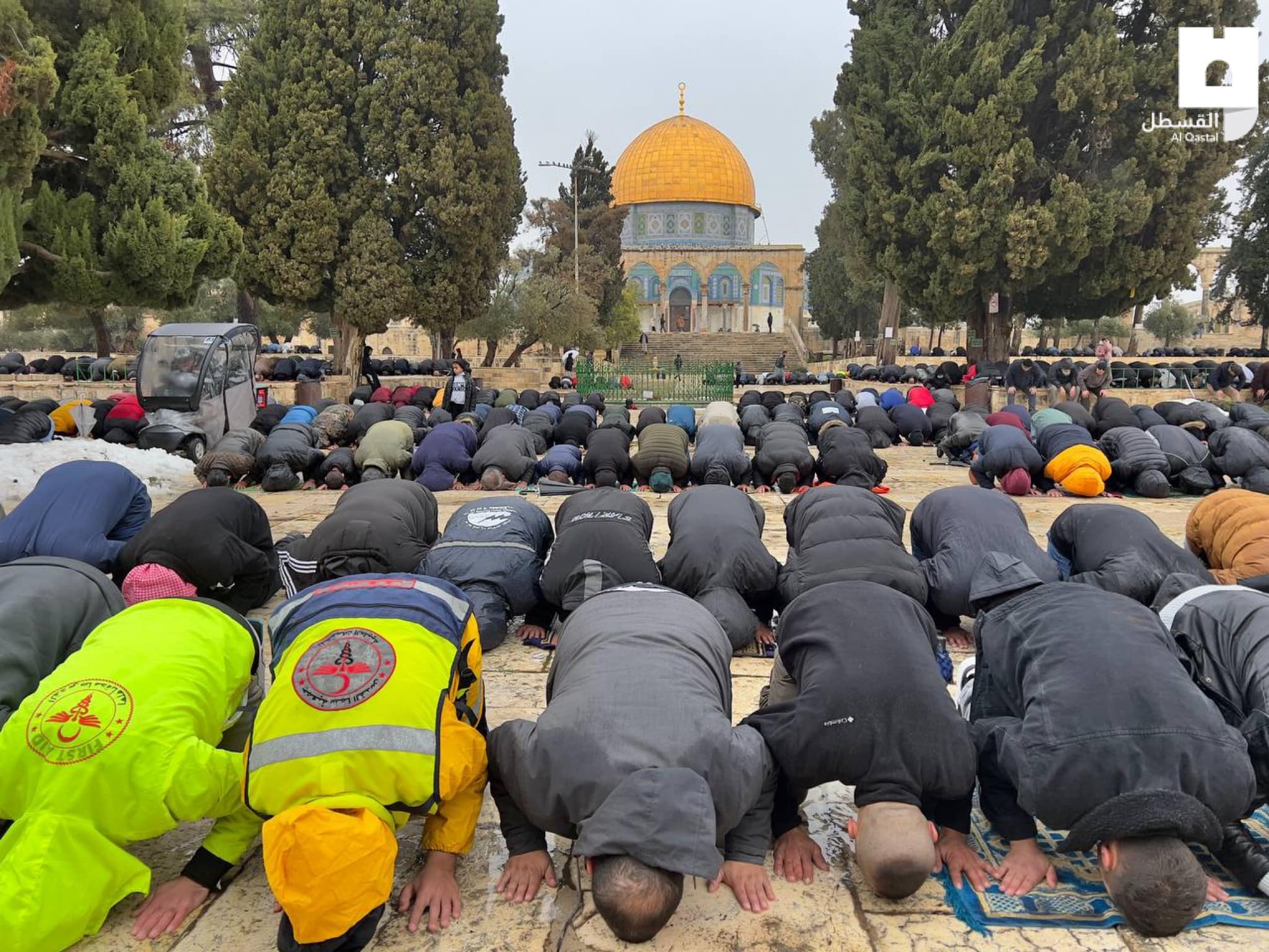 الصلاة في الأقصى.jpg