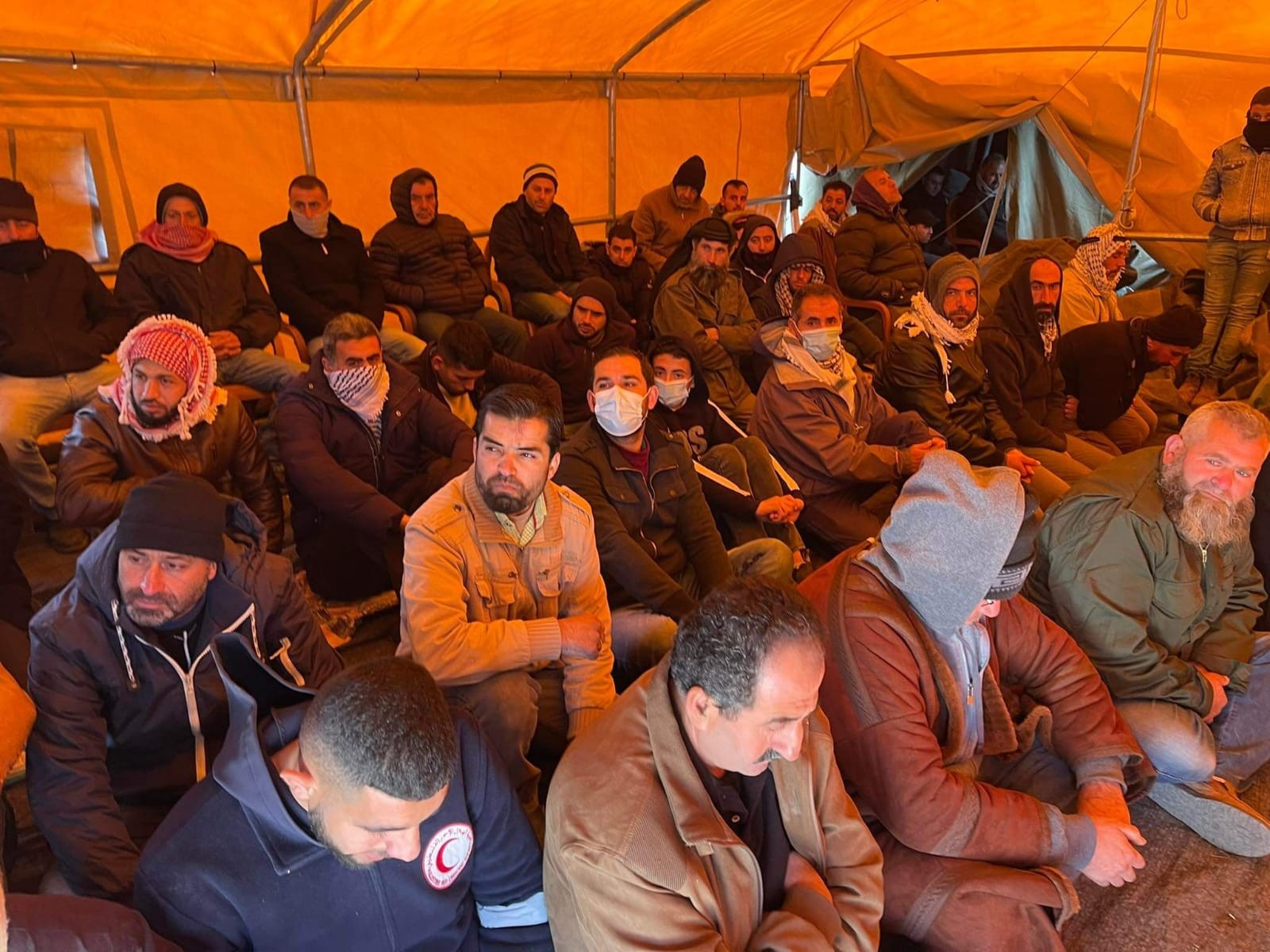 صلاة الجمعة في جبل صبيح بلدة بيتا.jpg