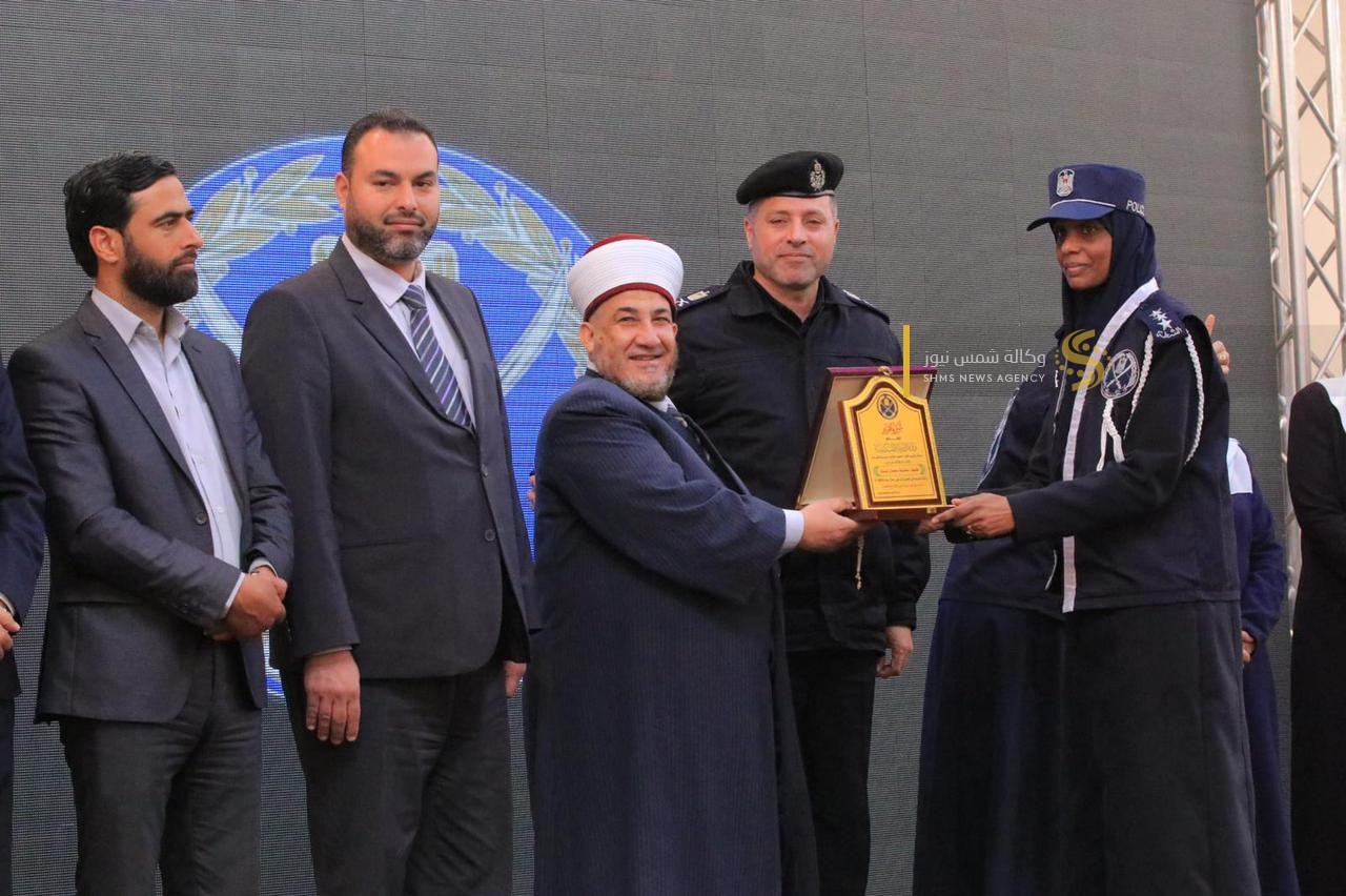 تخريج فوج الشرطة النسائية في غزة.jfif