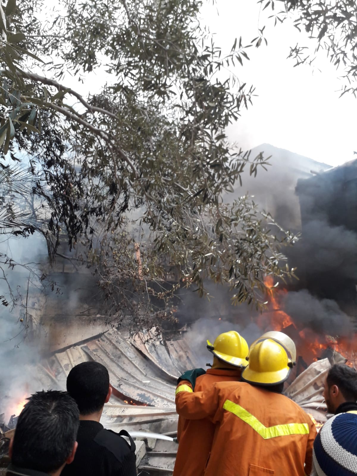 اندلاع حريق في غزة.jfif