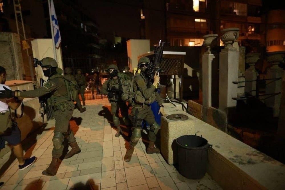 عملية اطلاق نار في شارع ديزنكوف وسط تل أبيب.jpeg