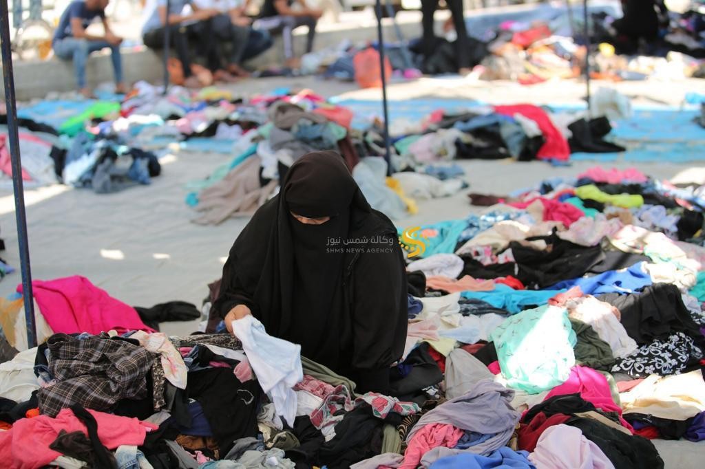 سوق البالة في النصيرات  3.jpg