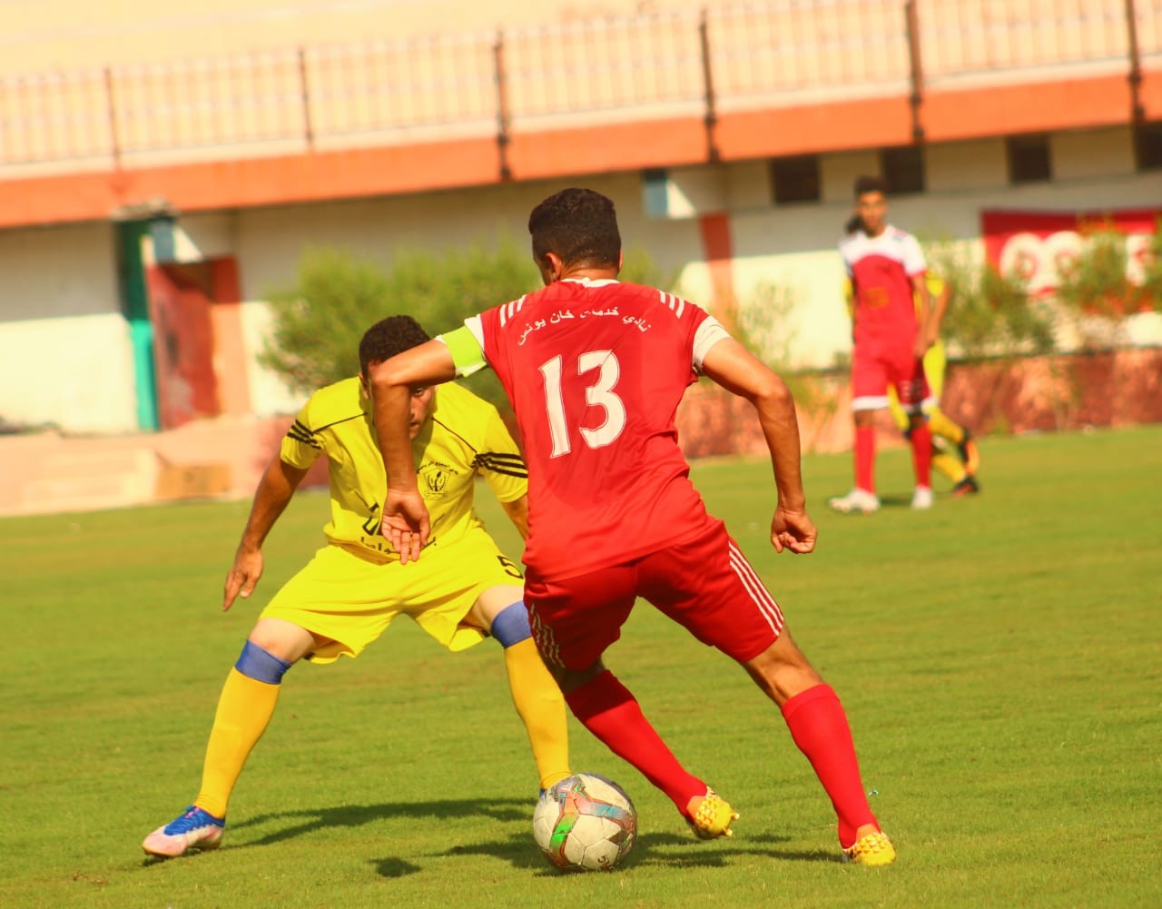 من لقاء التفاح و خدمات خانيونس