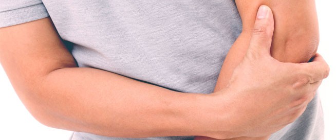 تشنجات عضلات البطن.jpg