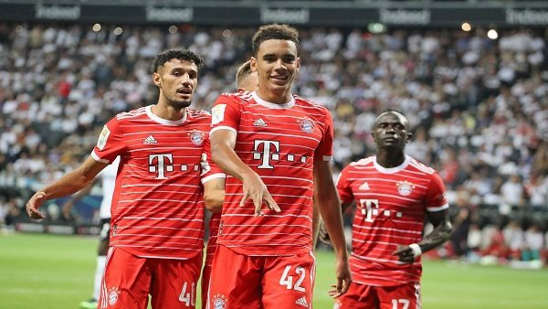 الان مشاهدة بث مباشر مباراة بايرن ميونيخ وفيكتوريا بلزن اليوم الثلاثاء 4 أكتوبر 2022.png