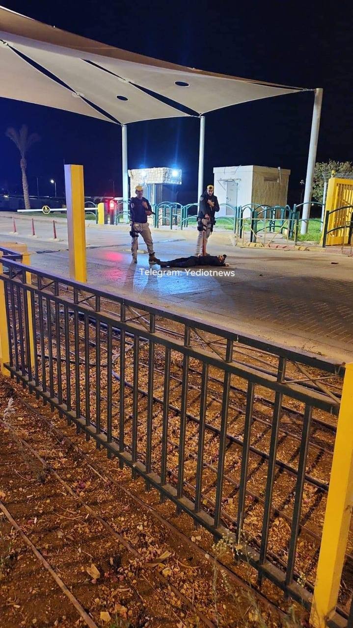 عملية اطلاق نار.jfif