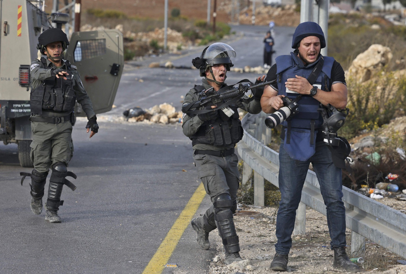 دعم الصحفيين تطالب بمحاسبة "إسرائيل" نتيجة جرائمها المستمرة بحق الصحفيين  الفلسطينيين | وكالة شمس نيوز الإخبارية - Shms News || آخر أخبار فلسطين