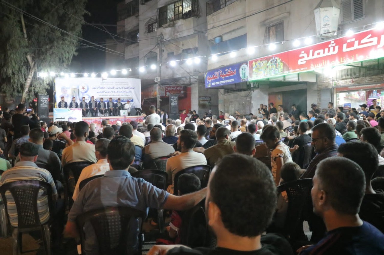 الجهاد اقليم غزة في منطقة الزيتون تكرم حفظة كتاب الله 6.jfif