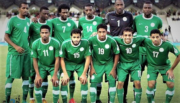 عبارات تشجيعية عن المنتخب السعودي.jpg