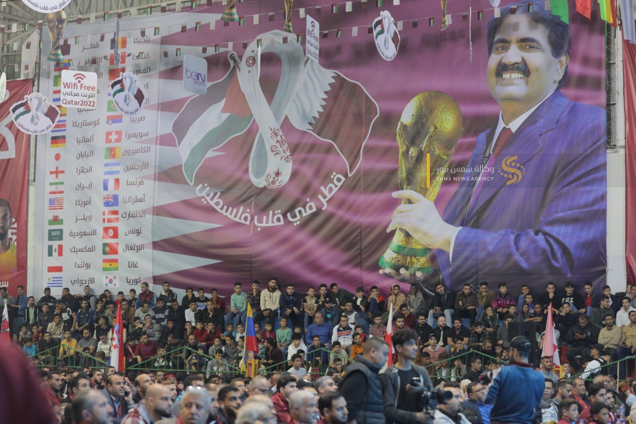 جماهير غزة تستمتع بمشاهدة كأس العالم في غزة 4.jpg