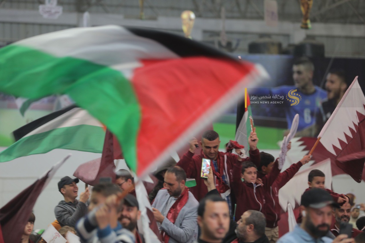 جماهير غزة تستمتع بمشاهدة كأس العالم في غزة 23.jpg