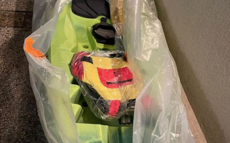 دخول قوارب الكاياك إلى غزة.jpeg