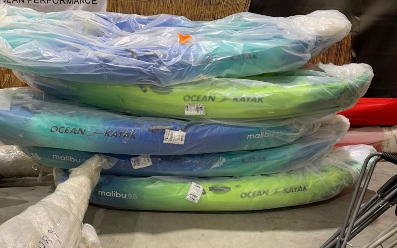 قوارب الكاياك.jpeg
