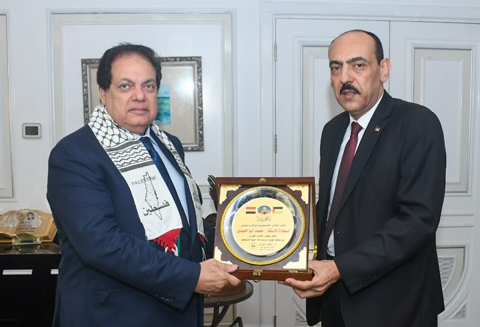 وكيل مجلس النواب المصري يستقبل المفوض العام للهيئة العليا للعشائر 1.jpg