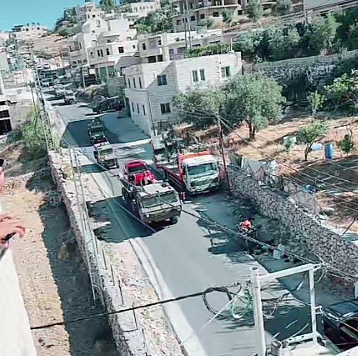 قوات الاحتلال تصادر مركبة لأحد المواطنين بعد اقتحام بيت لحم 3.jpeg