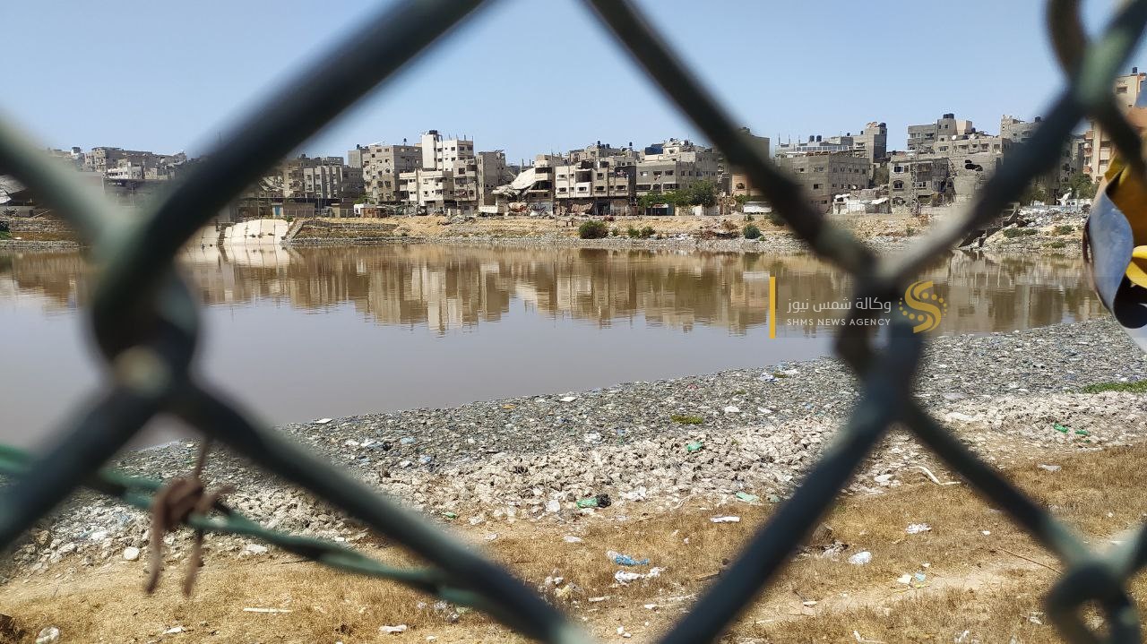 أمراض الكوليرا تضرب غزة في زمن الحرب القمامة تنتشر في كل مكان.jpg