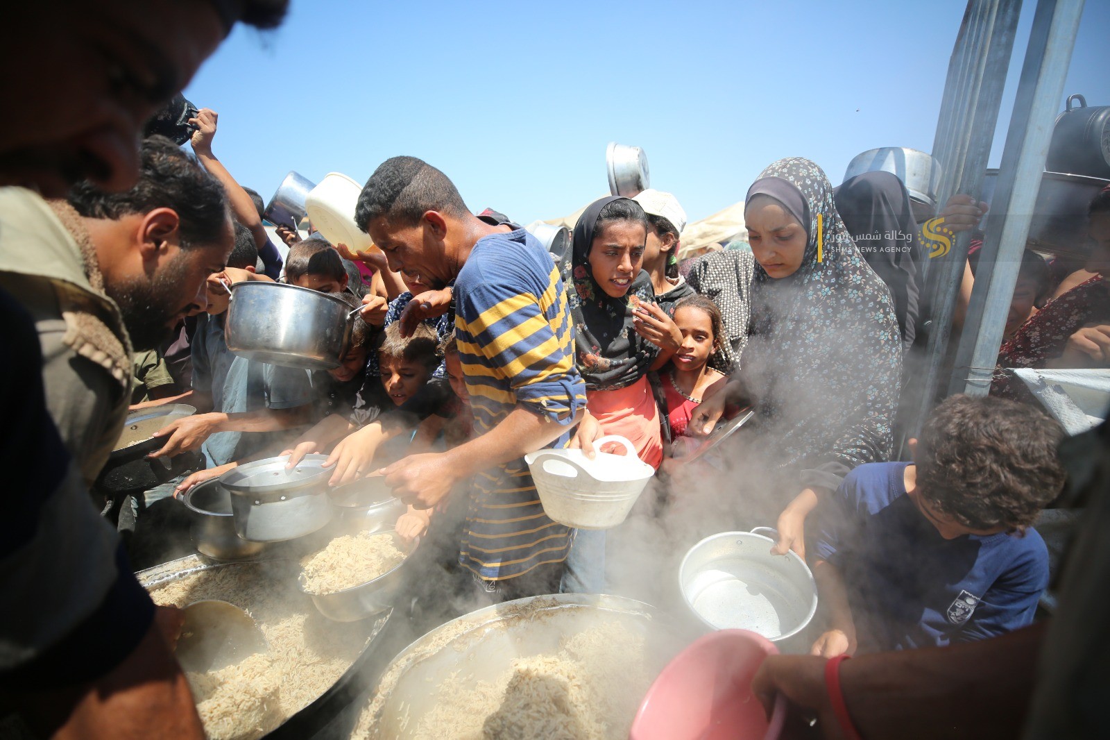 تكية .. أطفال .. طعام .. الجوع .. جوع اطفال غزة 4.jfif