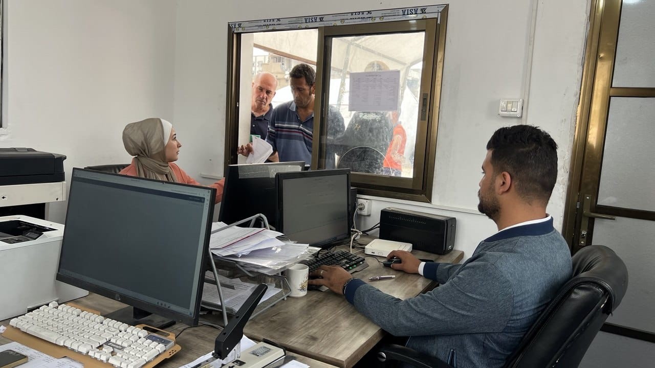 الهلال الأحمر الفلسطيني مستشفى السرايا الميداني