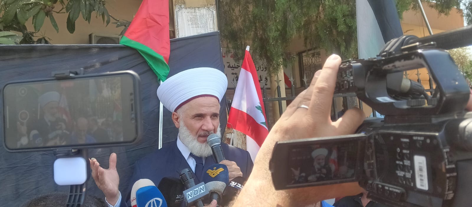 خلال الوقفة في المنية 4.jpg