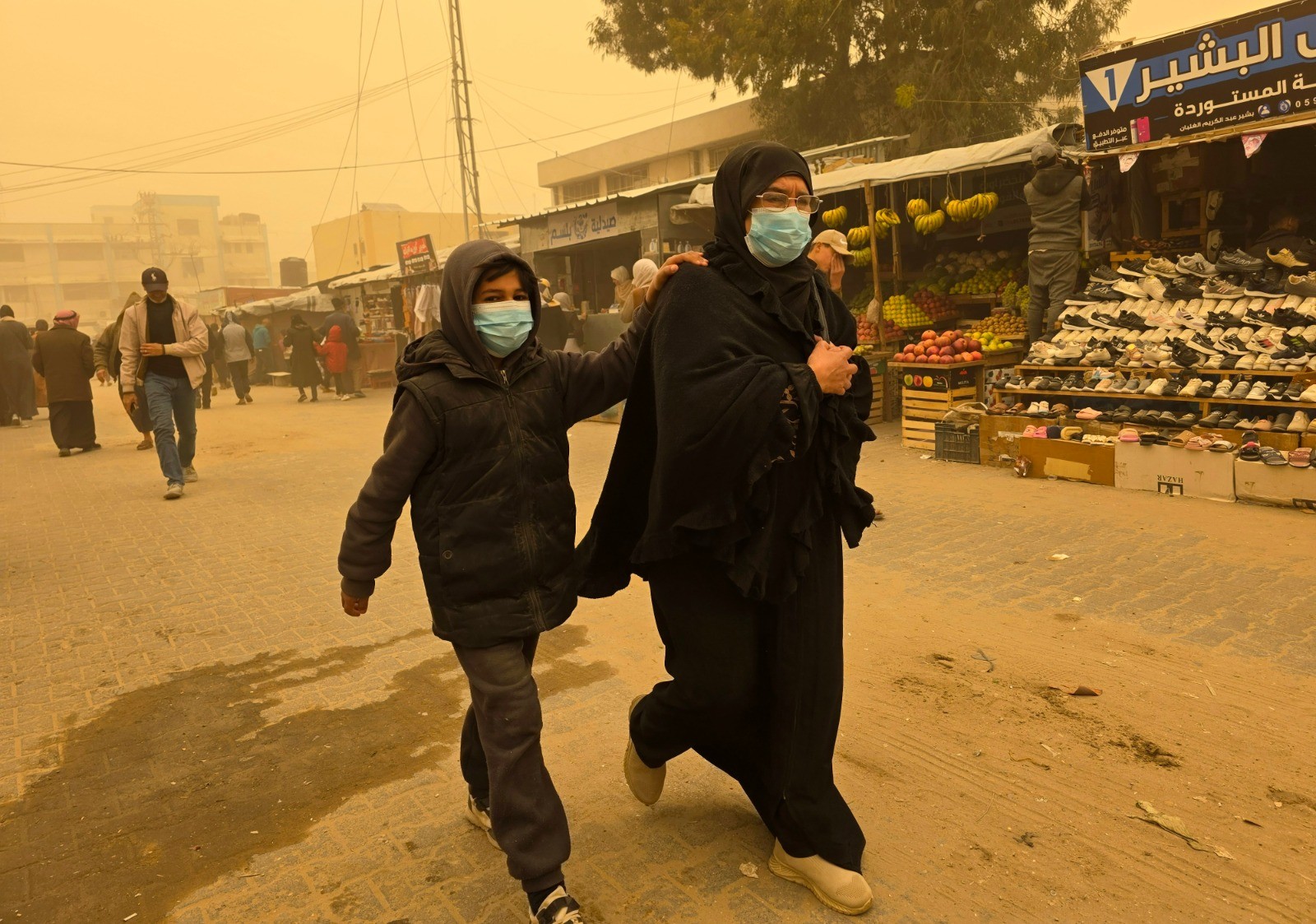 عاصفة رملية تضرب فلسطين المحتلة 5.jpg