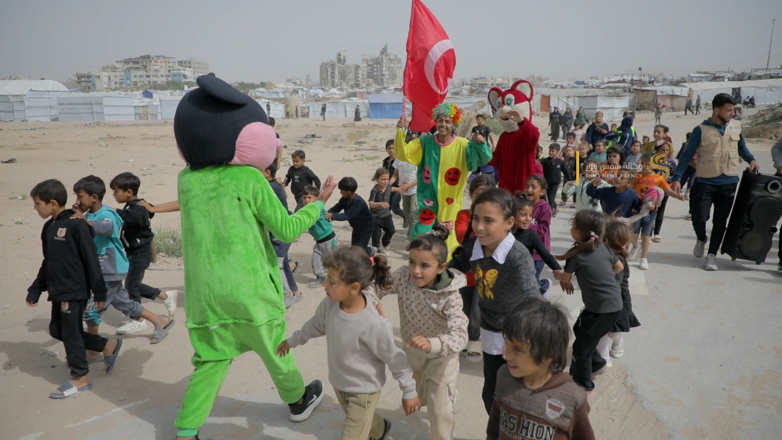 مخيم أرض الأطفال - أيتام غزة 2.jpg