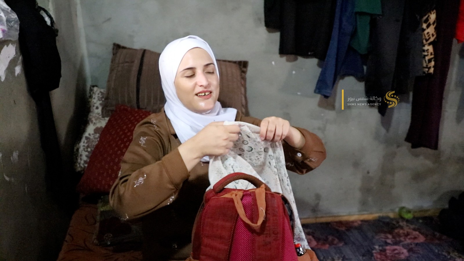 الكفيفة حنين صباح.jpg