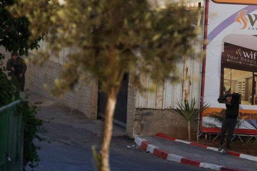 منفذ عملية إطلاق النار في الخليل 3.jpg
